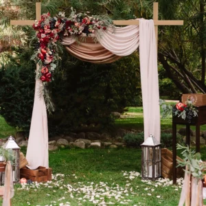 10x10ft Wooden Wedding Backdrop
